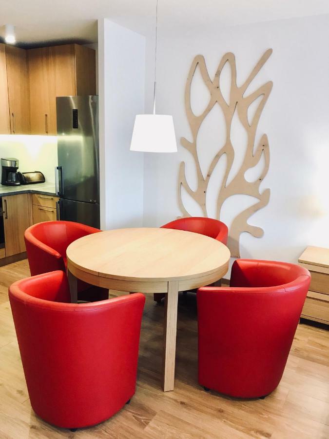 Apartamenty Rodzinne Z Ogrodkiem 博格泽利卡 外观 照片